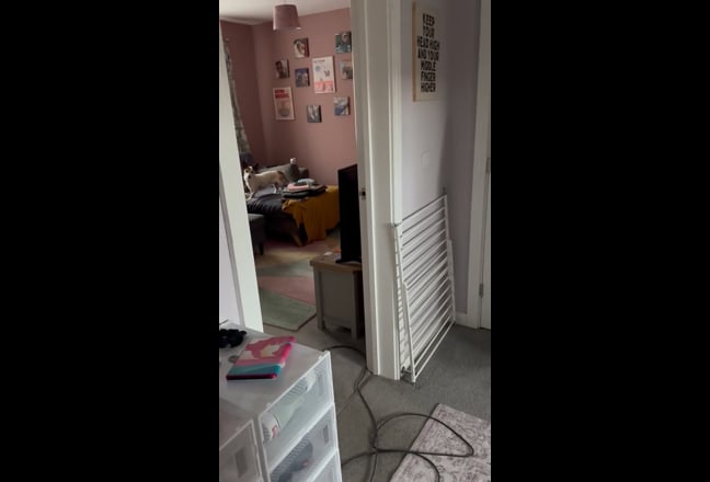 Double room. Bills included. Quiet location Main Photo