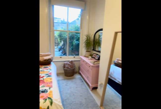 Huge Room, All Bills Incl, 5 Mins to Tube Main Photo