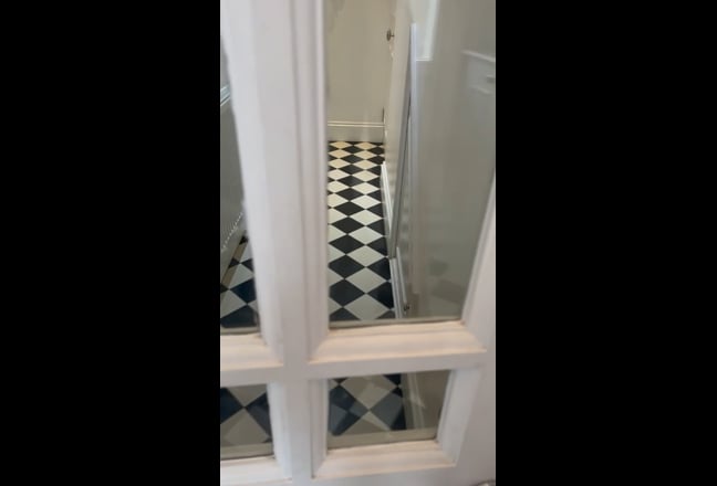 Ground & First Floor Modern Victorian Flat Main Photo