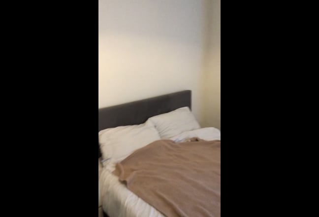 Bills inc. Room In LGBT House- Greenwich/Charlton Main Photo