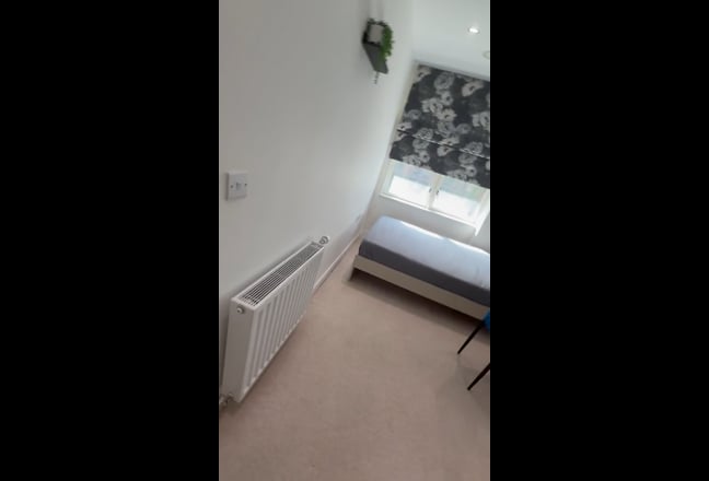 Fully furnished Double room now  available Main Photo