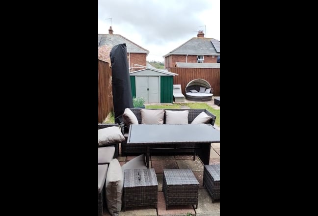 Looking for professional people,  Main Photo