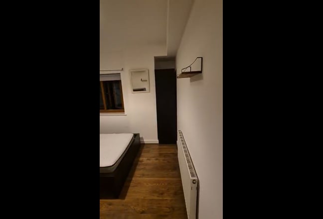 Room Available in Spacious Penthouse Main Photo