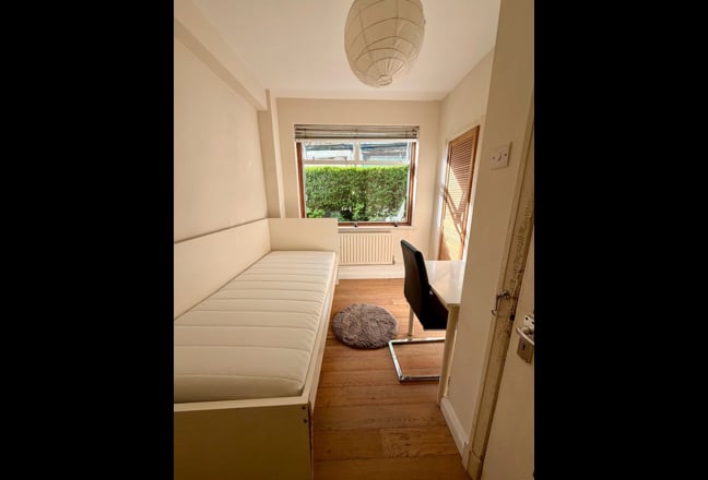 Fantastic Single Room  Main Photo