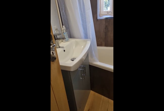 Stunning location  Main Photo