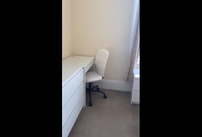 Spacious ensuite doubleroom & std double bedroom Main Photo