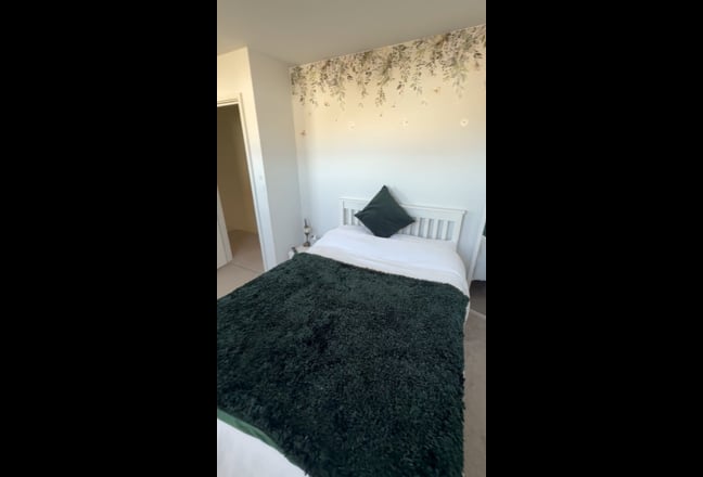 Seaside stay – easy London link (Stratford) Main Photo