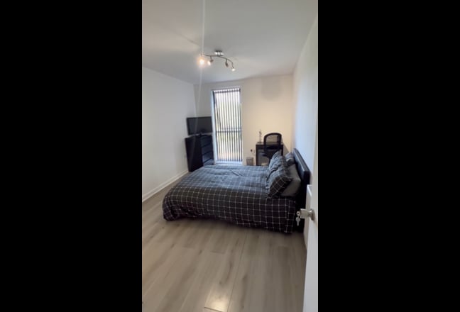 Spacious double room with parking in Muswell Hill Main Photo