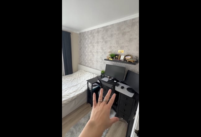 Amazing Double Room EH8  (Bills Incl) Main Photo