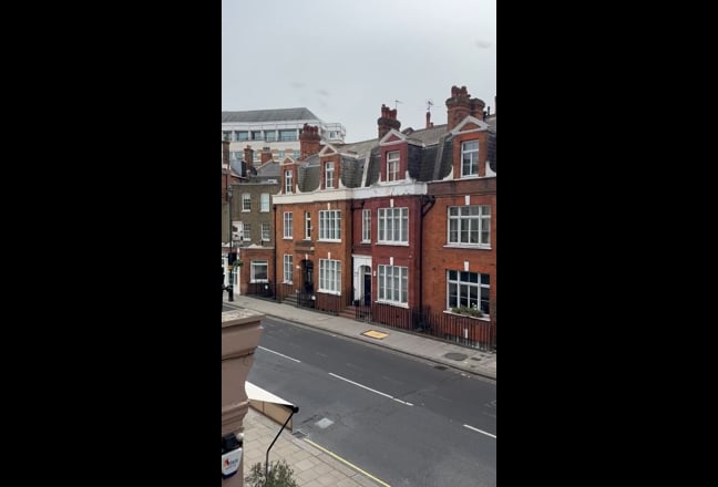 Prime Location - Compact One Bed/Studio  Main Photo