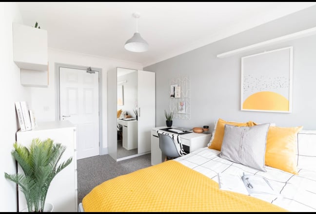 Stylish Co-Living in the Centre of Trowbridge Main Photo