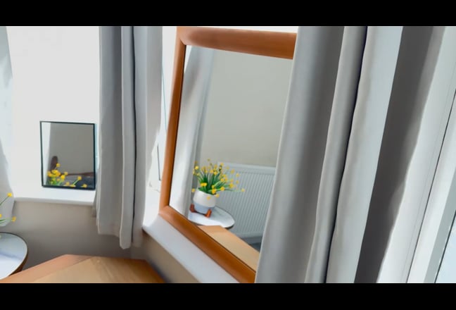 Beautiful Large Room with Separate Own Bathroom Main Photo