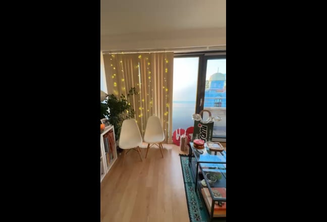  &pound;950 double bedroom in Stokey rooftop flat Main Photo