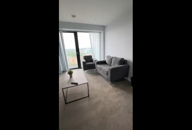 Room available in two-bed flat in Salford Main Photo