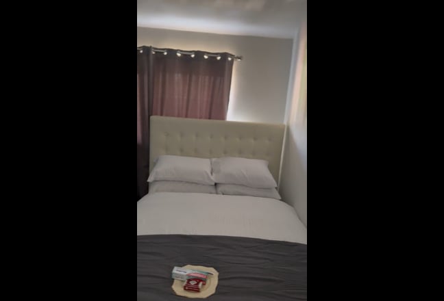 Fully furnished Cozy double bedroom available  Main Photo