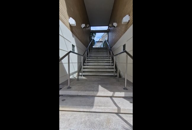 Peaceful and central flat - right by the Thames☀ Main Photo