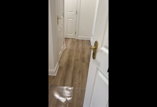 Room available near university  Main Photo