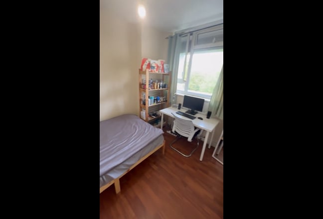 4-Bed Flat 5 mins King’s Cross | Summer Let Main Photo