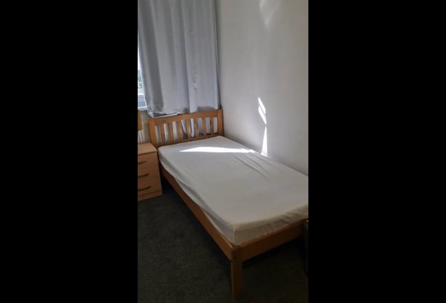 Single bedroom for rent  Main Photo