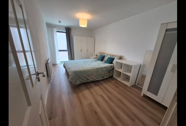 En-suite Huge Double Room Main Photo