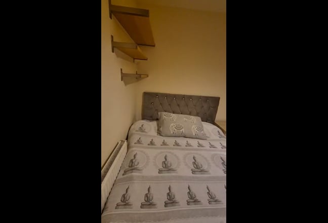 A double room in a shared house  Main Photo