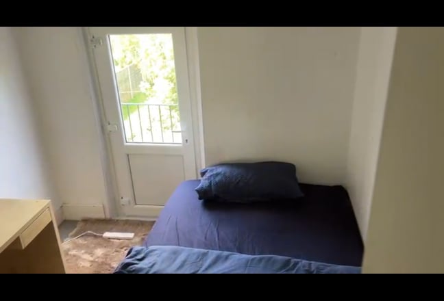 Comfortable double room for rent Main Photo