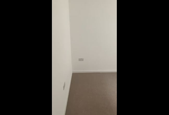 En-Suite room available now in the best flat!!! Main Photo