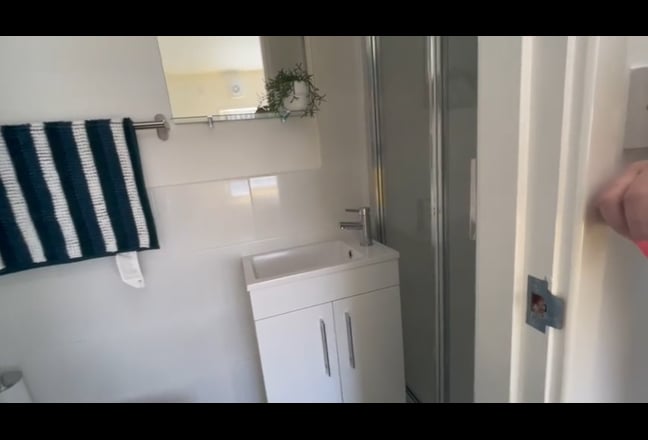 Studio Flat in WN5 Utities Included   Main Photo