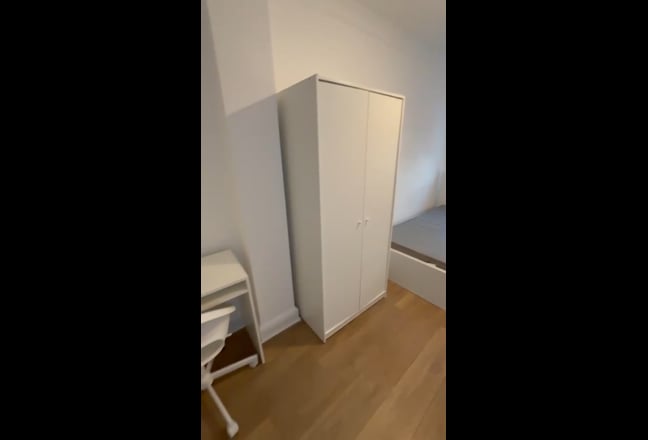 Newly Refurbished Room in Stratford E15 Main Photo