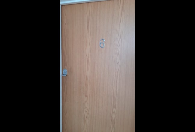 2 bedroom shared apartment  Main Photo