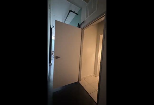 A Room next to Fashion institute in DTLA Main Photo