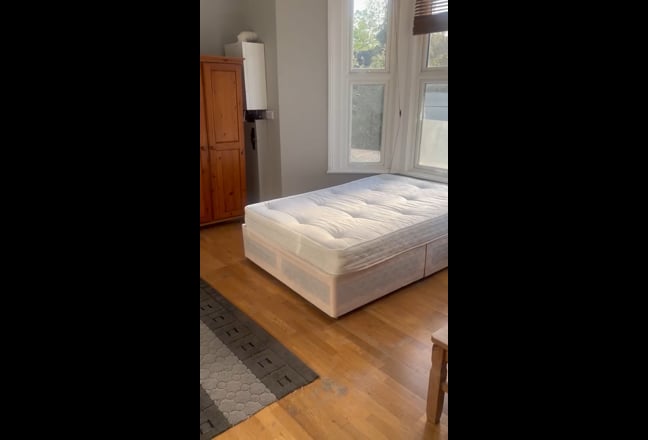 Self Contained Studio Flat Main Photo