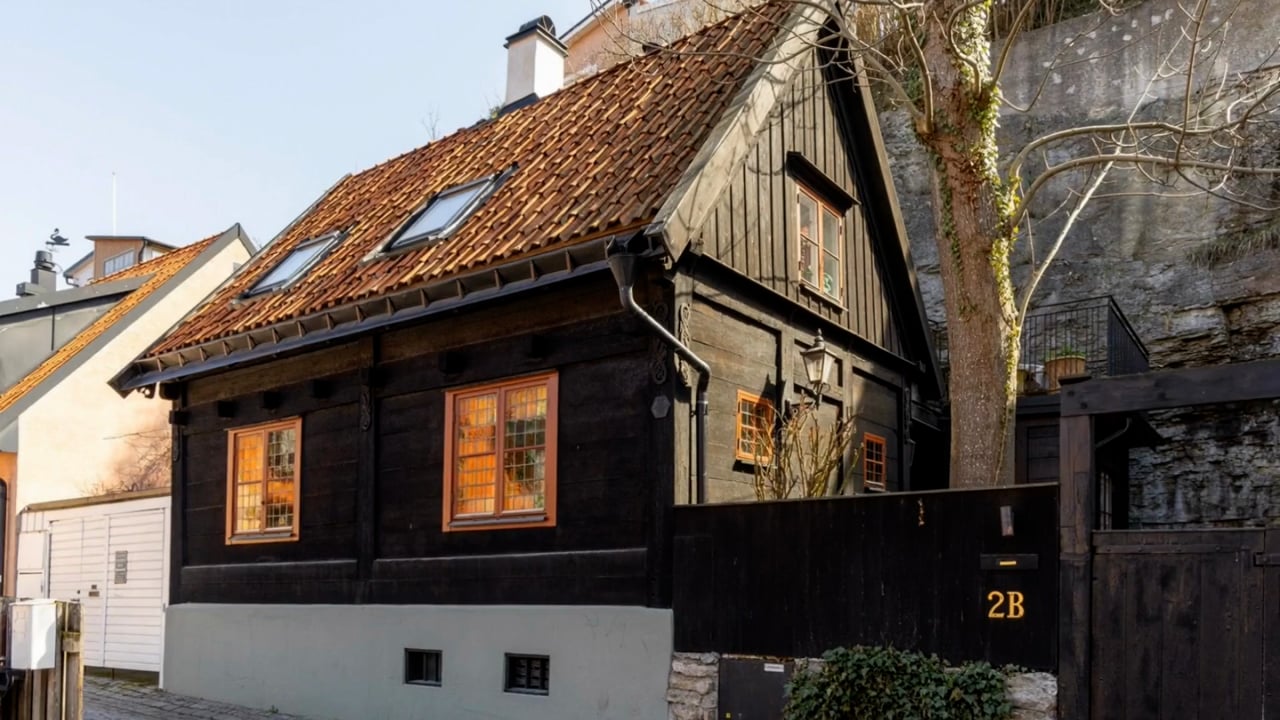 4 rum Villa på Ryska gränd 2B Visby - Innerstad Gotlands kommun - video