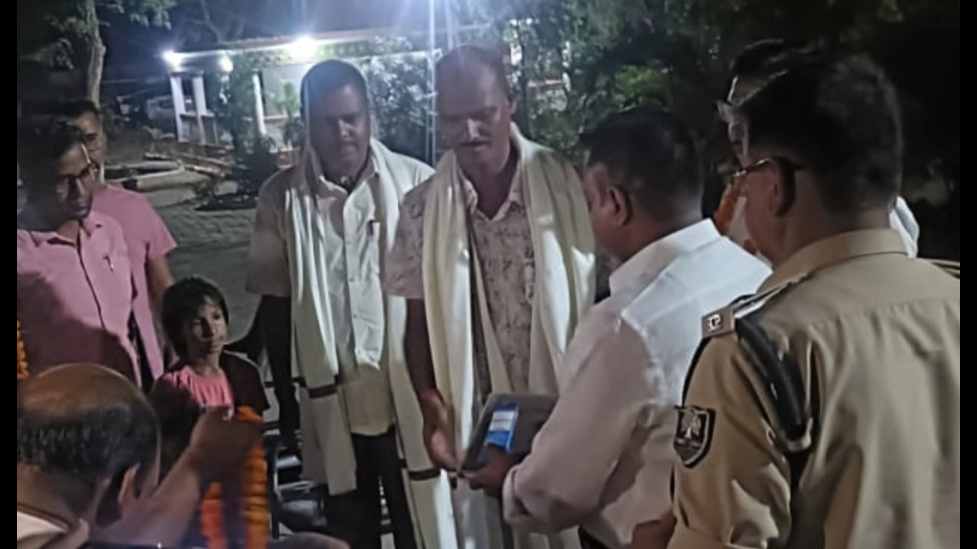 सिरदला थाना में विदाई समारोह आयोजित तीन अवर निरीक्षकों का हुआ स्थानांतरण