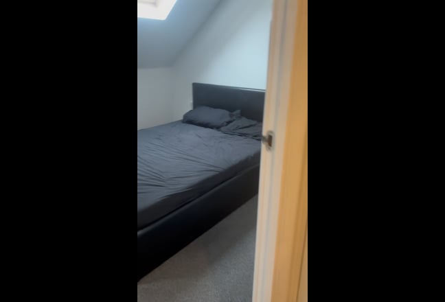 Large double room  Main Photo