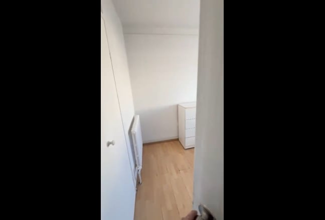 Single Room Available – SW1V | Bills Included Main Photo