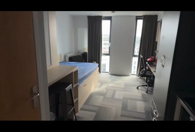 Replacement Main Photo