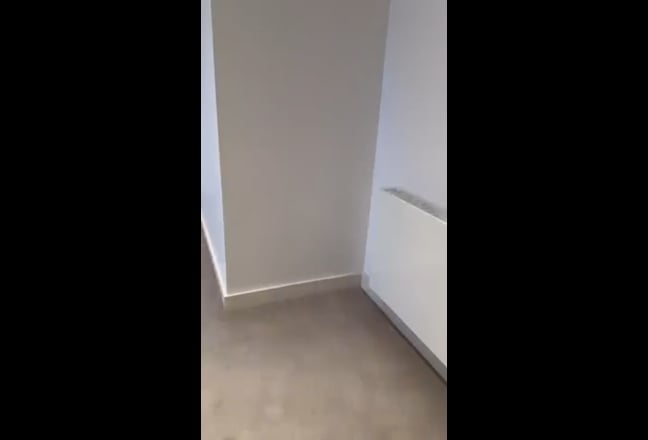 Spacious double room available 2BHK- lift access Main Photo