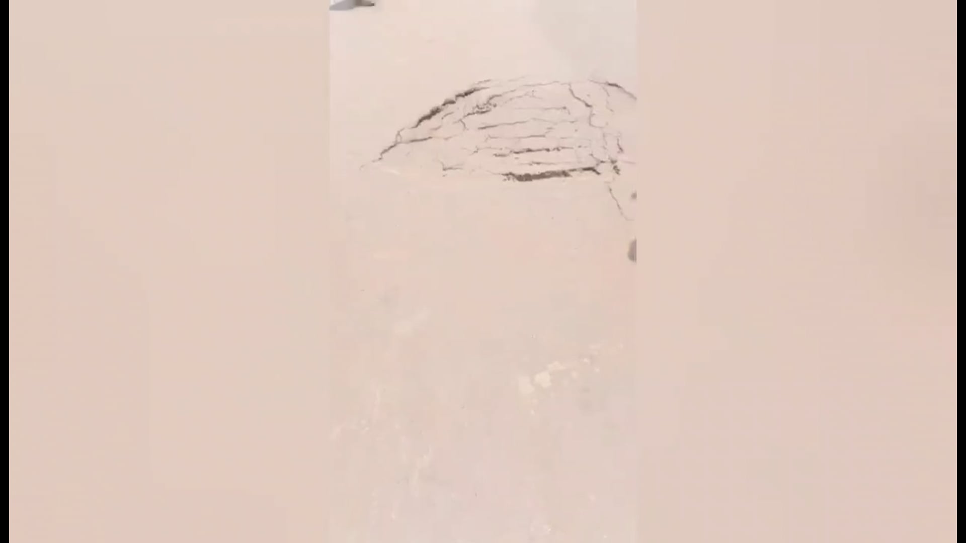  आष्टी स्थित वैनगंगा नदी पर करीब 210 करोड़ रुपये खर्च कर बनाए गये नये पुल पर पडे गढे!महेंद्र ब्राह्मनवाडे 