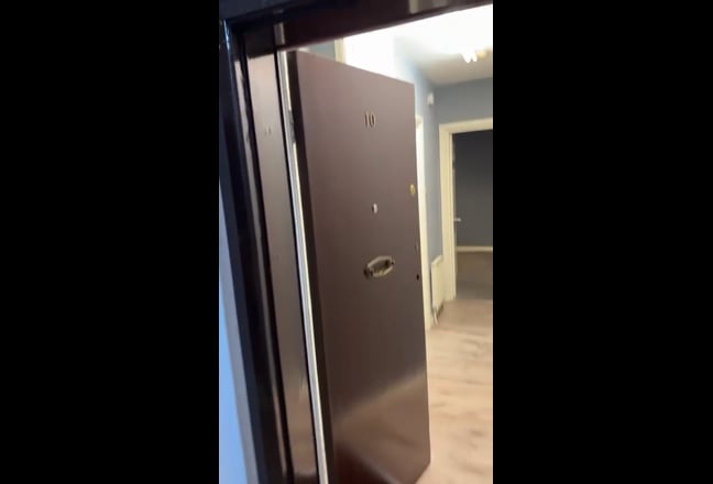 Three Bedrooms Leytonstone  Main Photo