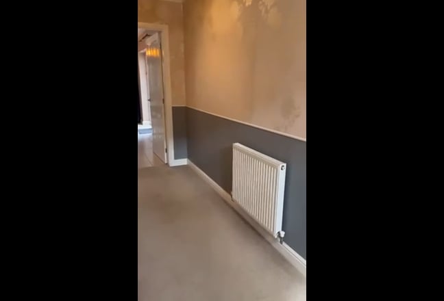 Detached Home with Drive & Garden BBQ Area Main Photo