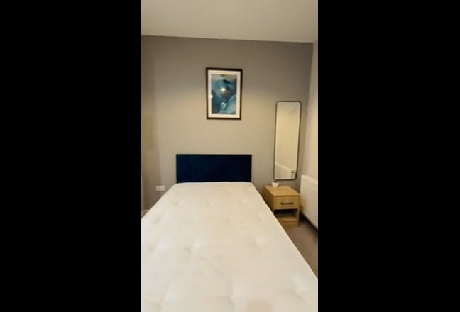 Stunning Studio Flat West Bridgford | &pound;0 Deposit Main Photo