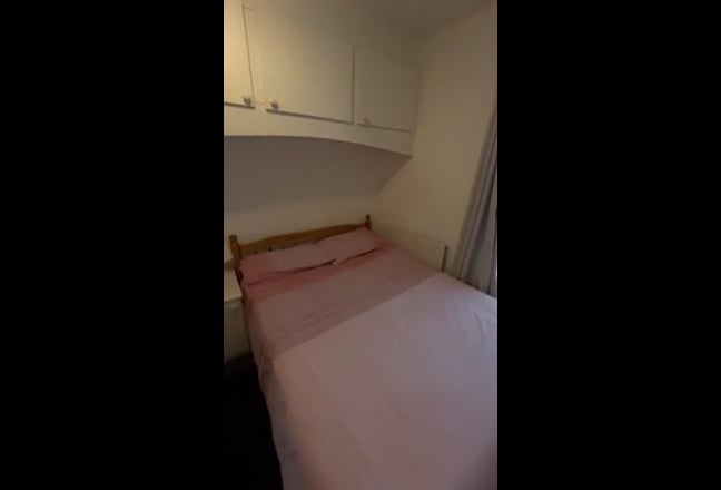  Two Bright Double Room in Lower Sydenham (SE26)  Main Photo