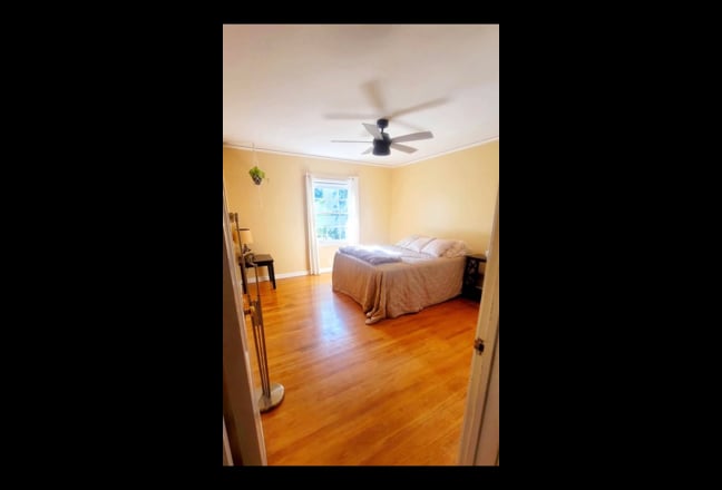 Private Room In Gorgeous Craftsaman hOme Main Photo