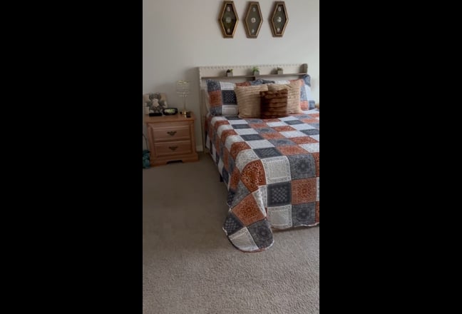 Beautiful room for rent Main Photo