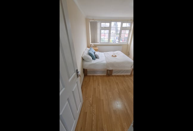 Beautiful newly refurbished Double Room  Main Photo