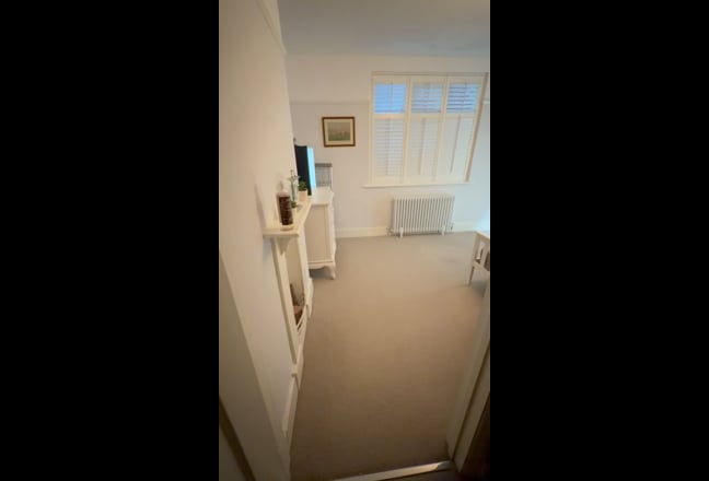 En-suite- Double-1 min walk to stn  &pound;850 inc Main Photo