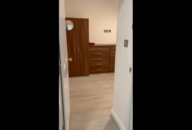 2 Single Rooms in East Putney Main Photo