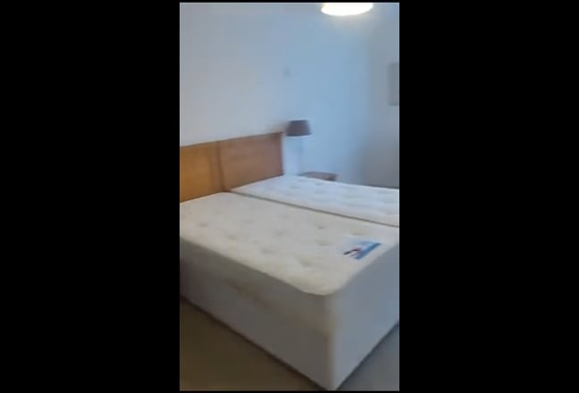 Double Room in Canary Wharf - E14 Main Photo