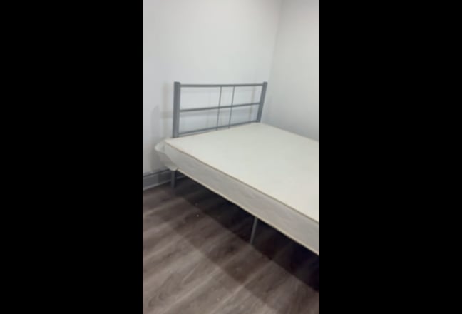 Rooms available  Main Photo